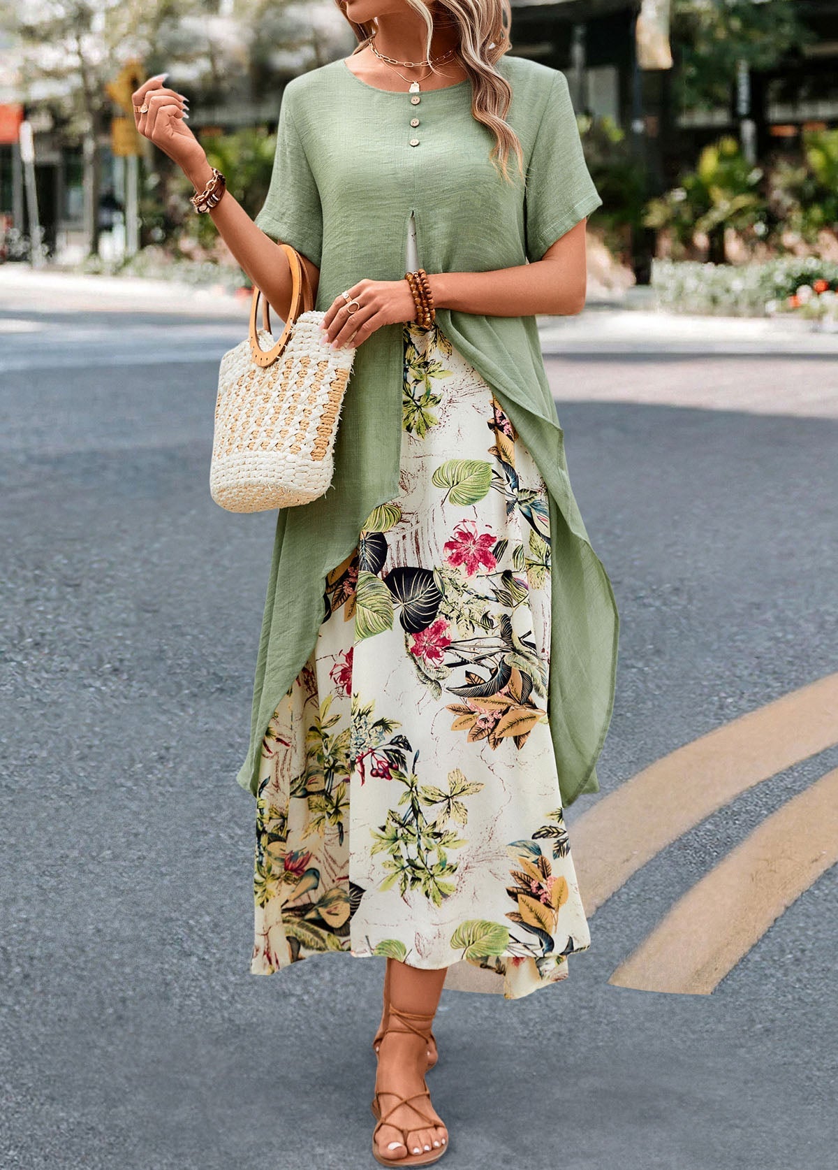 VESTIDO DE DOS PIEZAS DE IMITACIÓN CAMPESINA CON ESTAMPADO DE ALGODÓN Y LINO Y ESCOTE REDONDO