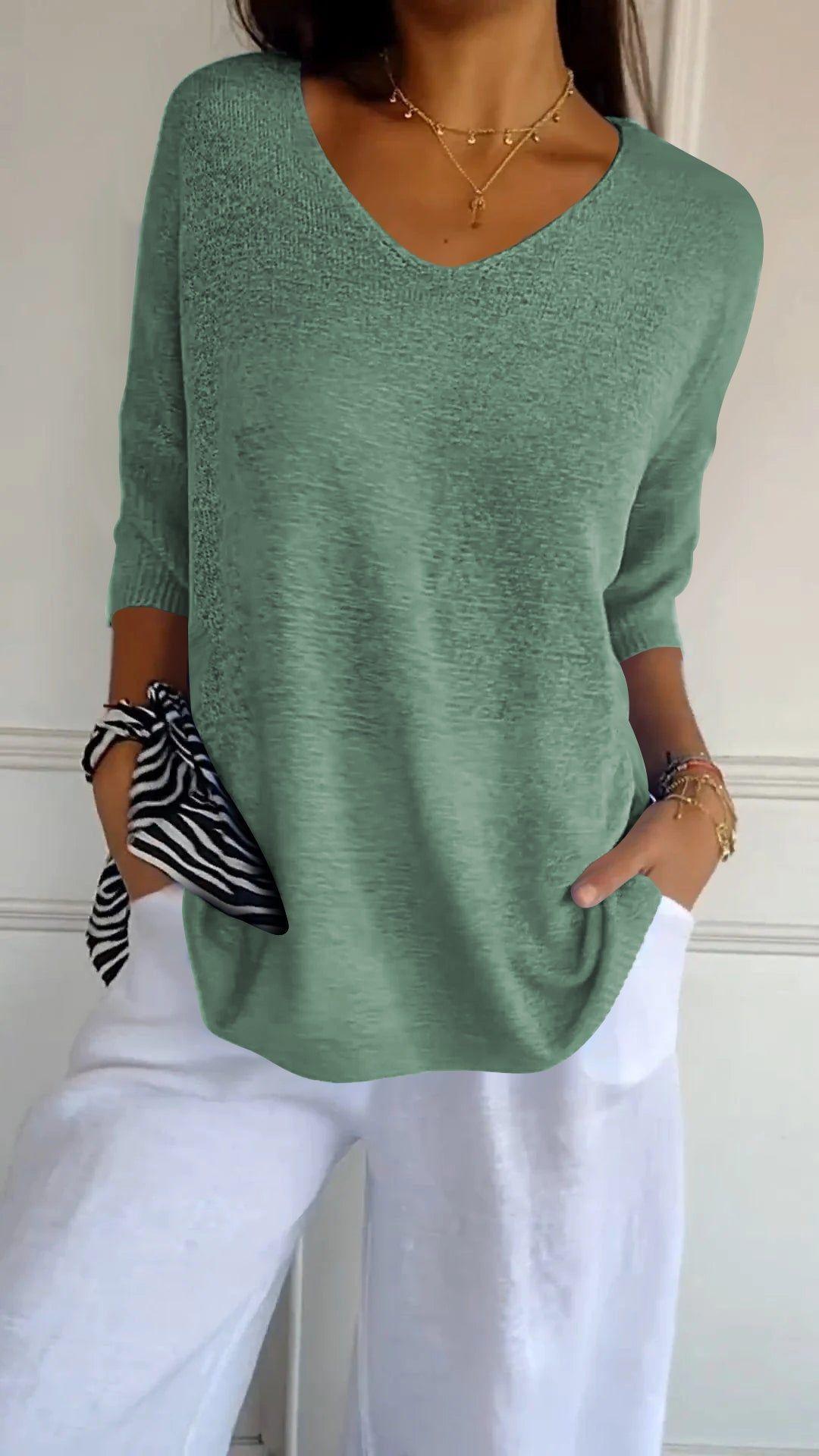 Blusa Paris de cómodo punto y escote en V Zene